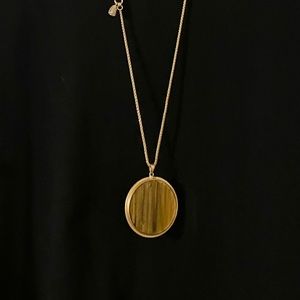 ✨ NWT ✨ Chico’s beautiful statement necklace with double-sided pendant